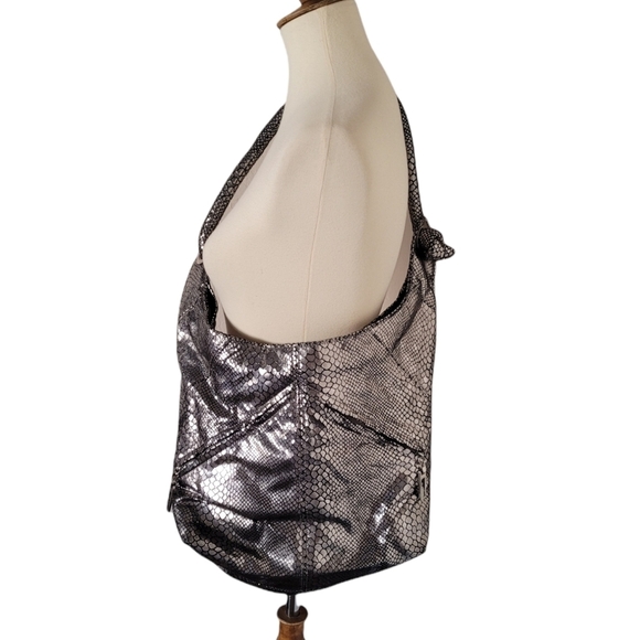 Vintage Bags by Pinky Black and Silver Reptile Leather Hobo‎ Bag - Picture 1 of 6